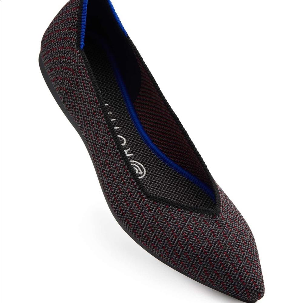 NWOB Rothys Pepper Pinstripe Points Sz 9
